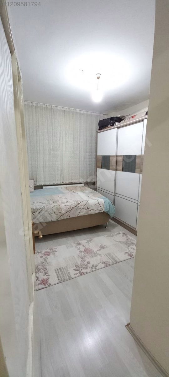 Sahibinden Mollarap cadde üstü satılık daire - BURSA YILDIRIM fotoğraf 3